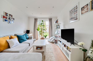 Lounge angle 2- click for photo gallery